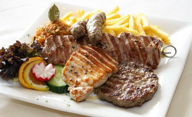 Hotel Restaurant Balkan トリーア エクステリア 写真