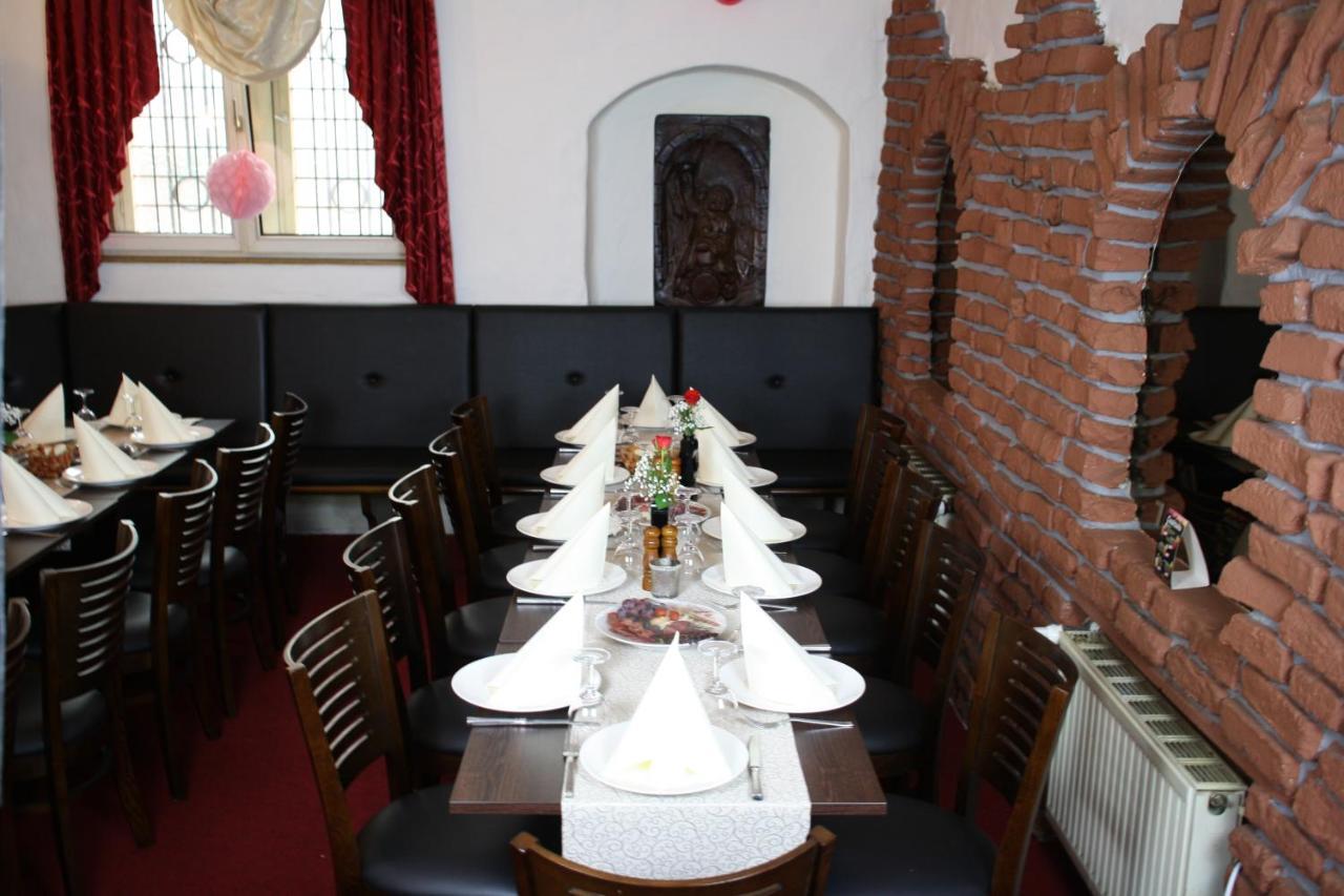 Hotel Restaurant Balkan トリーア エクステリア 写真